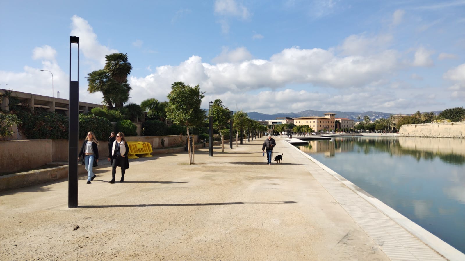 Proyecto de adecuación y mejora del alumbrado público del Parque del Mar - Fase I