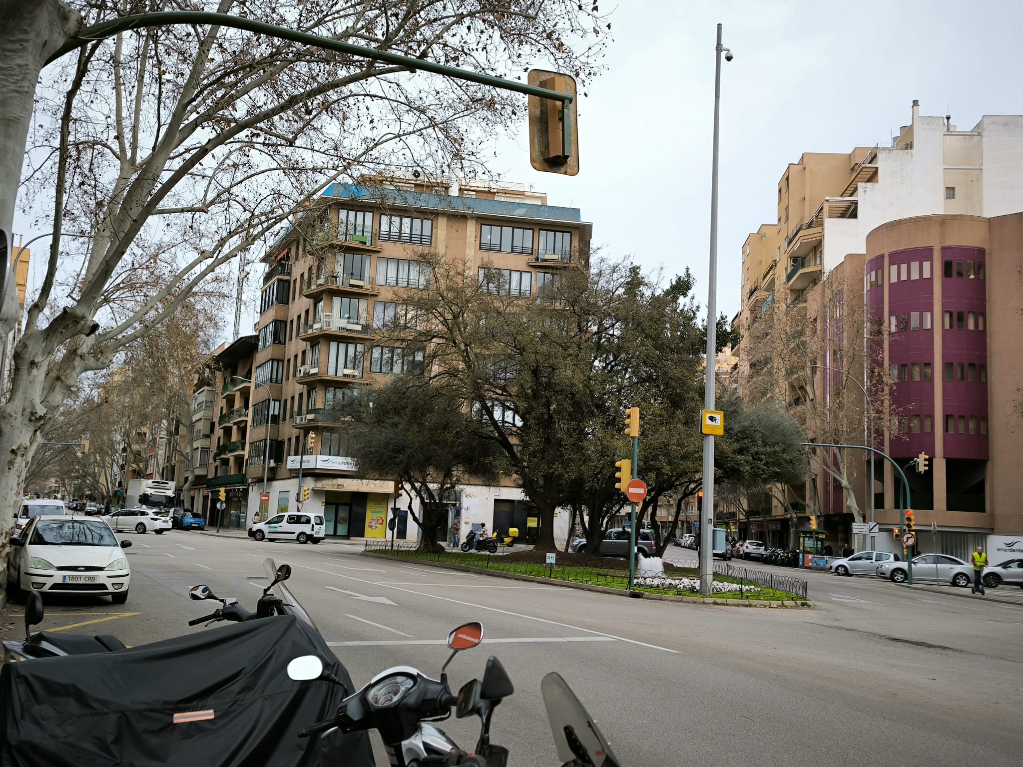 Proyecto de mejora del alumbrado público en la calle Alfons El Màgnim desde la Plaza Abu Yahya hasta la calle Miquel Arcas